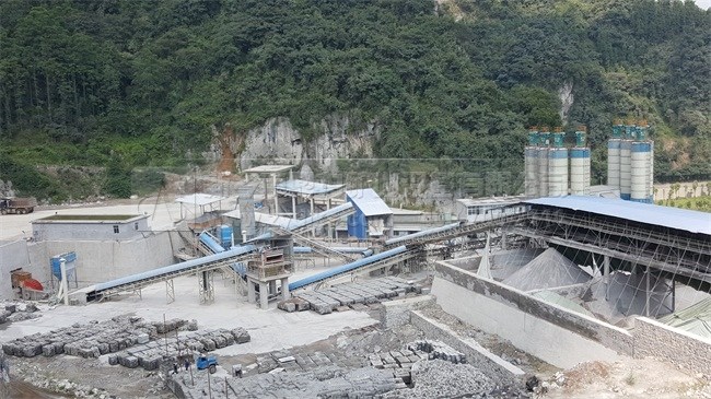 石料生産線原材料選擇與裝載的