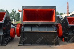 河南鼎力PCZ1620錘式破碎機參數